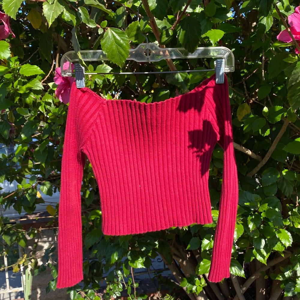 Red off shoulders top